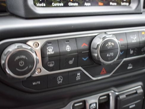 Used 2023 Jeep Wrangler Unlimited Sport AWD/4WD image 26