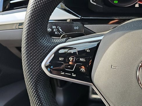 Used 2023 Volkswagen Arteon SEL image 22