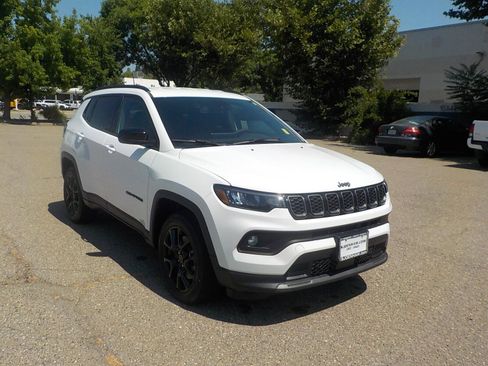 New 2025 Jeep Compass Latitude w/ Altitude Special Edition image 1