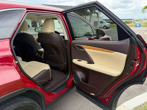 Used 2018 Lexus RX 350L FWD image 25