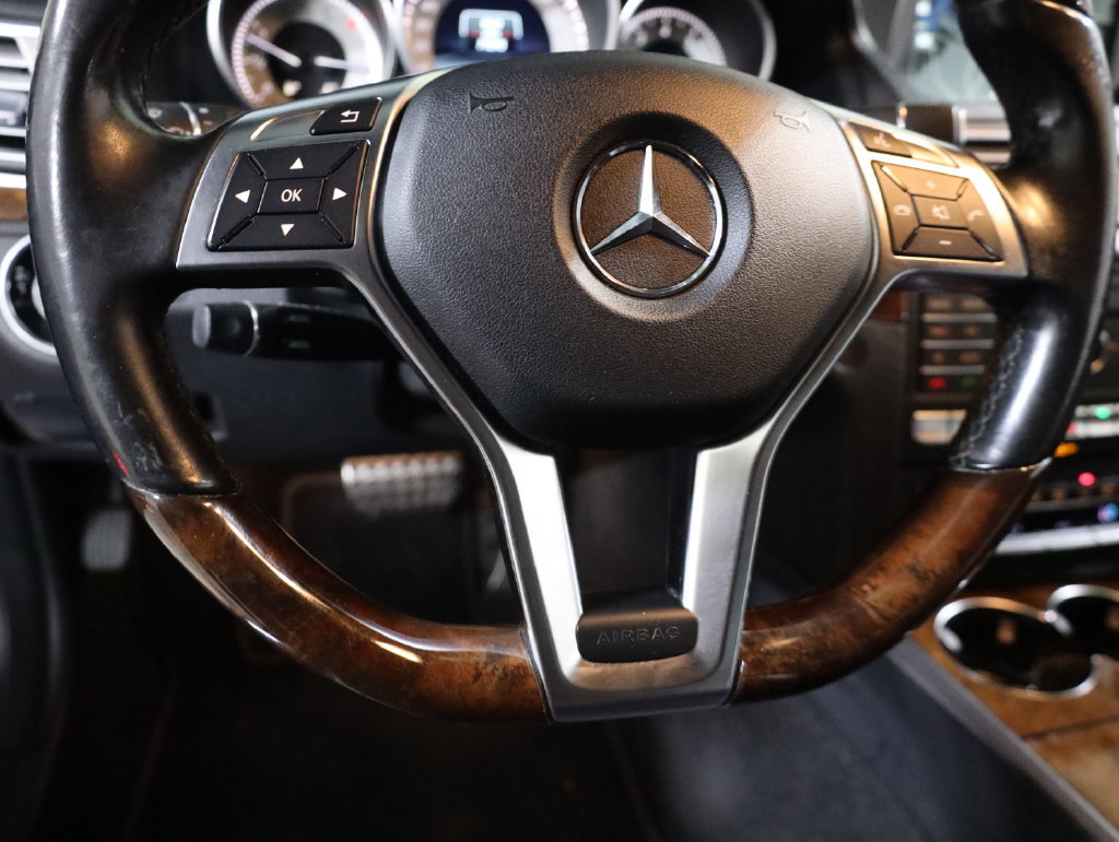 Used 2016 Mercedes-Benz E 400 Cabriolet image 36