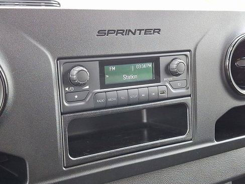 Used 2025 Mercedes-Benz Sprinter 2500 image 15
