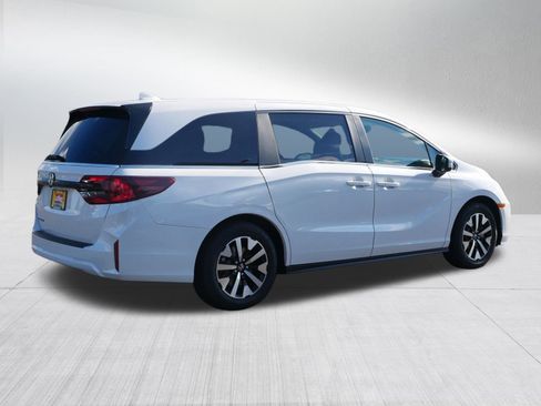 New 2026 Honda Odyssey EX-L image 7
