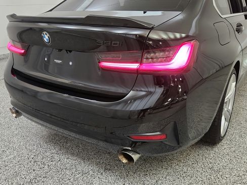 Used 2021 BMW 330i Sedan w/ Premium Package RWD image 31