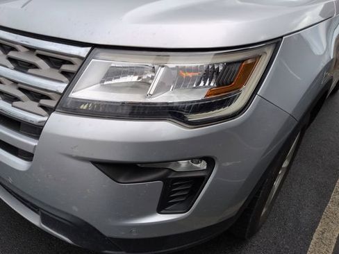 Certified 2018 Ford Explorer XLT w/ Equipment Group 202A image 4