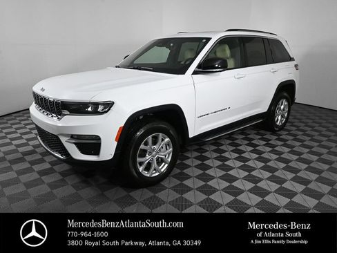 Used 2023 Jeep Grand Cherokee Limited w/ Luxury Tech Group II image 1