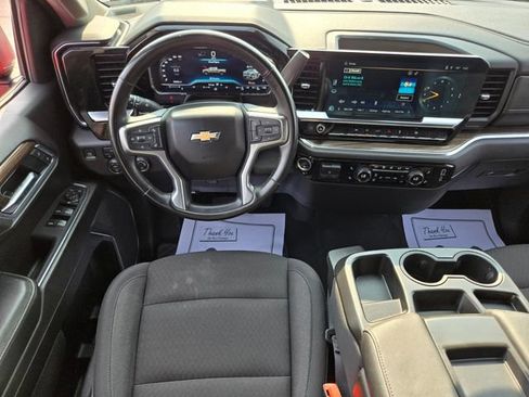 Used 2025 Chevrolet Silverado 1500 LT AWD/4WD image 13