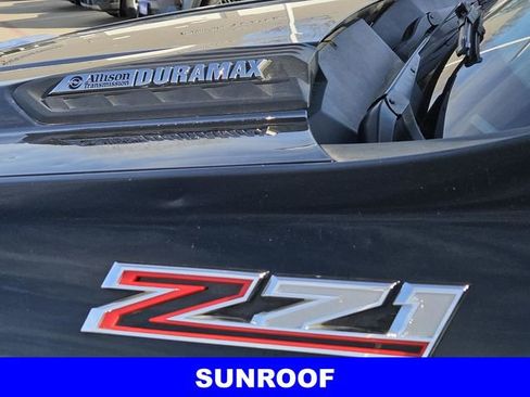 Used 2024 Chevrolet Silverado 2500 LTZ w/ LTZ Convenience Package image 14