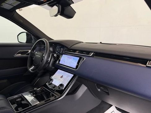 Used 2018 Land Rover Range Rover Velar R-Dynamic SE AWD/4WD image 20
