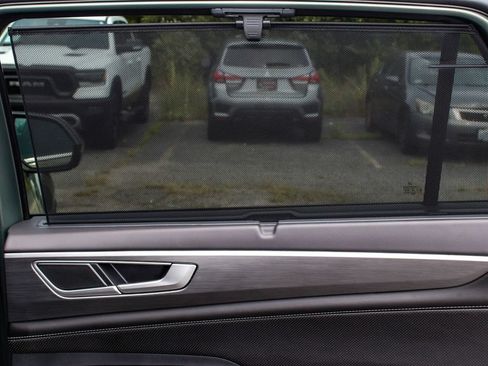 Used 2026 Volkswagen Atlas Cross Sport SE AWD/4WD image 13