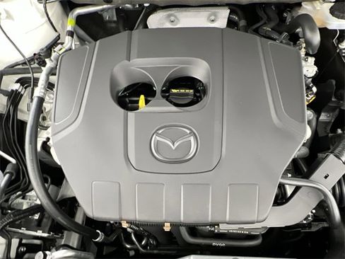 New 2025 MAZDA CX-5 Carbon Edition image 16