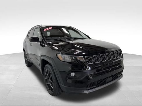 New 2026 Jeep Compass Latitude AWD/4WD image 5
