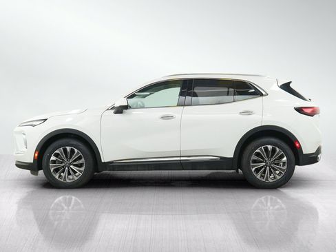 Used 2024 Buick Envision Preferred AWD/4WD image 2