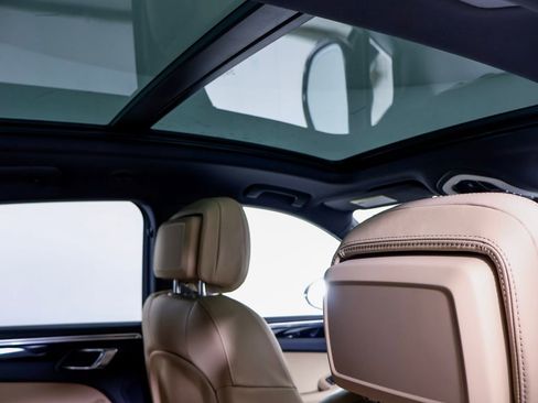 New 2026 Porsche Macan AWD/4WD image 24