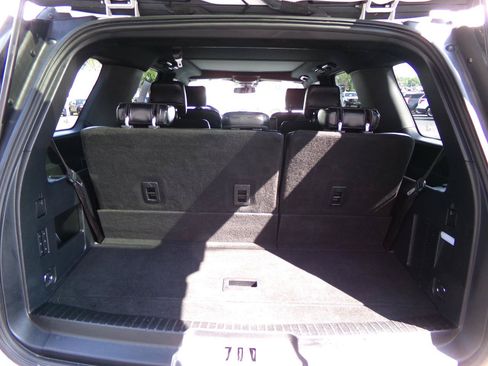 Used 2020 Ford Expedition XLT AWD/4WD image 51
