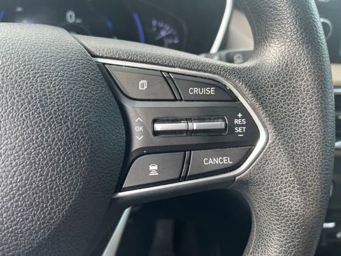 Used 2019 Hyundai Santa Fe SEL FWD image 19