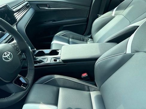 Used 2026 Toyota Camry SE w/ Multimedia Upgrade Package FWD image 10