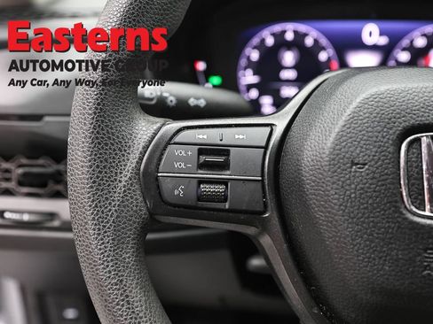Used 2025 Honda Accord LX image 15