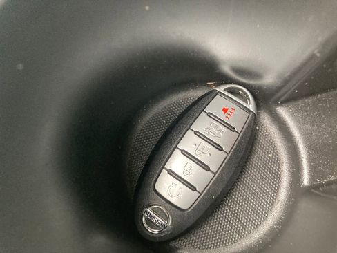 Used 2018 Nissan Murano SL w/ Moonroof Package image 33