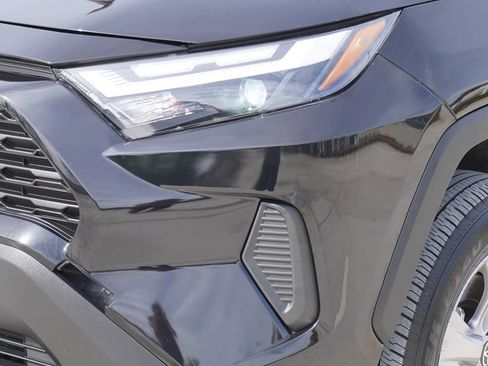 Used 2025 Toyota RAV4 XLE w/ Convenience Package image 2