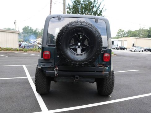 Used 2006 Jeep Wrangler X w/ Tire & Wheel Group (Ecco) AWD/4WD image 50
