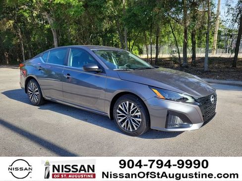 New 2026 Nissan Altima 2.5 SV FWD image 1