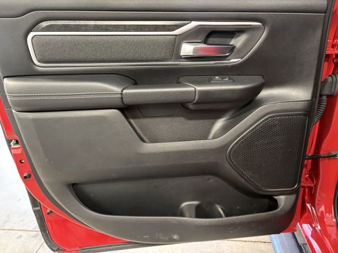 Used 2019 RAM 1500 Big Horn RWD image 6