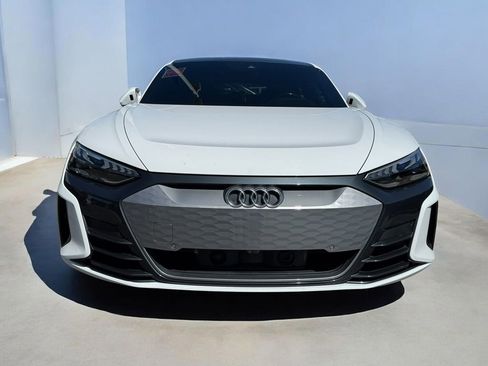 Used 2022 Audi e-tron GT Premium Plus image 14