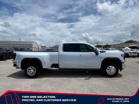 New 2026 GMC Sierra 3500 Denali Ultimate AWD/4WD image 8