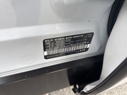 Used 2023 Mitsubishi Outlander SE image 38