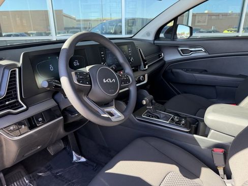 Used 2024 Kia Sportage LX image 30