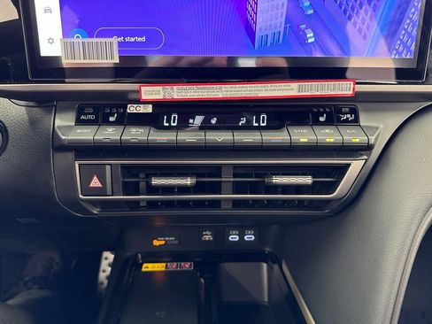 Used 2026 Toyota Camry XSE FWD image 25