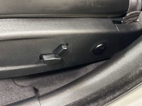 Used 2017 Chrysler 300 S w/ 300S Premium Group image 14