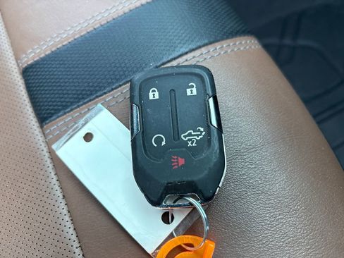 Certified 2023 Chevrolet Silverado 2500 High Country w/ Technology Package image 59