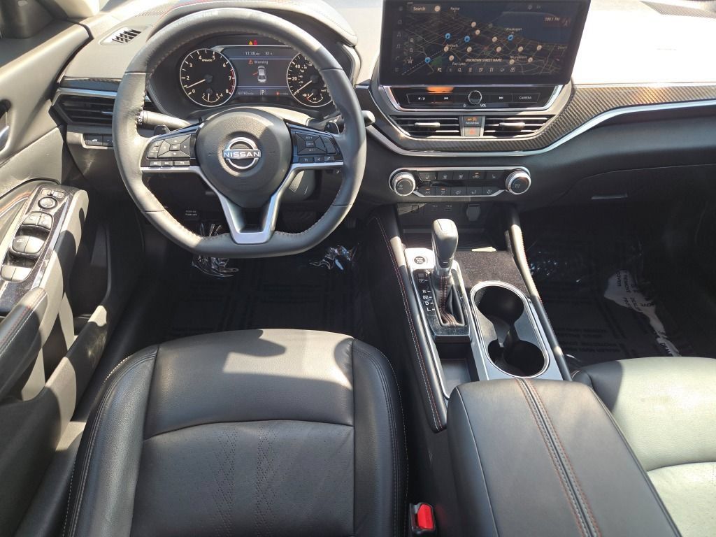 Used 2023 Nissan Altima 2.5 SR w/ SR Premium Package FWD image 19