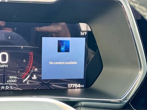 Used 2024 GMC Canyon Elevation w/ Trailering Package image 11