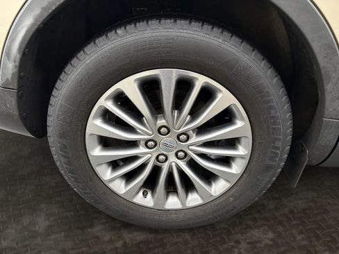 Used 2018 Lincoln MKX Select w/ Select Plus Package image 36