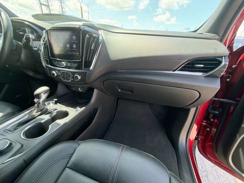 Certified 2023 Chevrolet Traverse RS FWD image 35