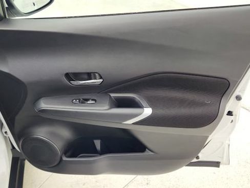 Used 2024 Nissan Kicks SV FWD image 21