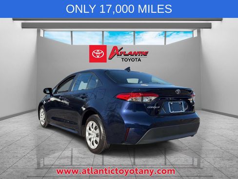 Used 2024 Toyota Corolla LE FWD image 5