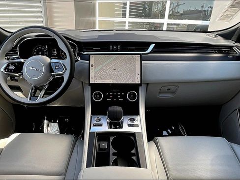 New 2026 Jaguar F-PACE R-Dynamic S image 5