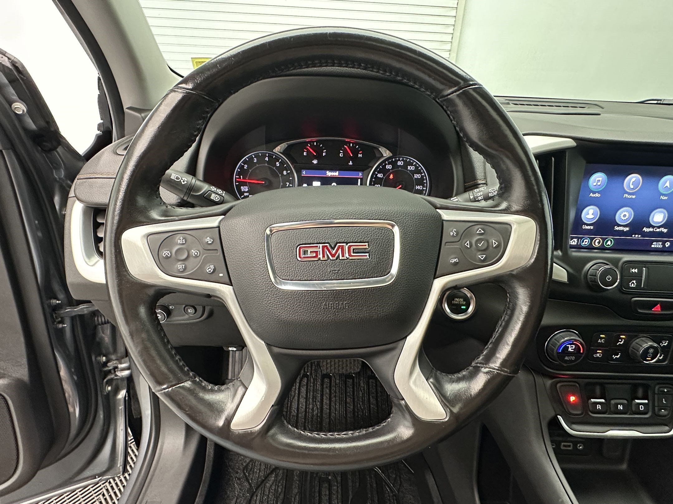 Certified 2020 GMC Terrain SLT w/ Preferred Package AWD/4WD image 11
