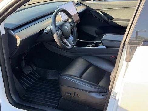 Used 2020 Tesla Model Y Long Range AWD/4WD image 11