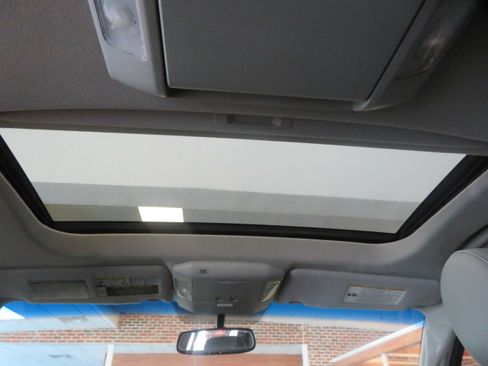 Used 2012 Toyota Sequoia Platinum AWD/4WD image 54