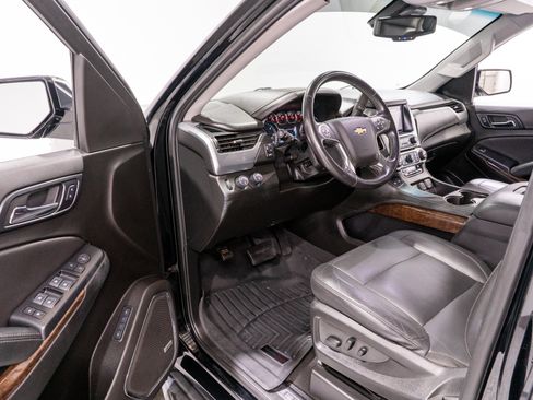 Used 2019 Chevrolet Tahoe LT AWD/4WD image 12