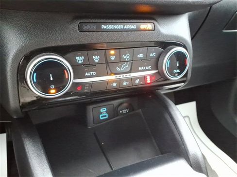Used 2022 Ford Escape SE w/ Convenience Package image 19