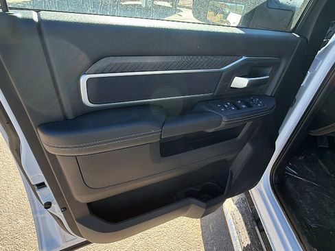 New 2026 RAM 3500 Big Horn AWD/4WD image 14