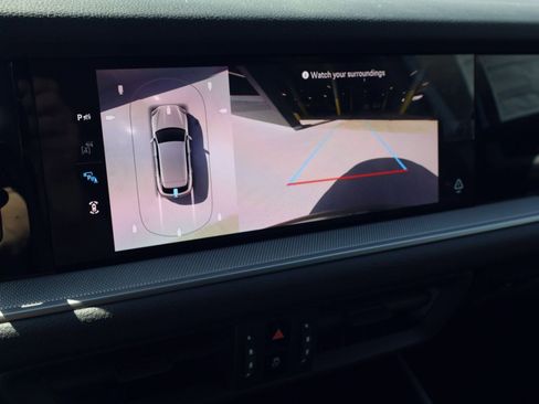 New 2026 Porsche Cayenne image 19