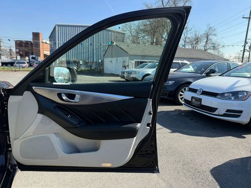 Used 2014 INFINITI Q50 2.0t w/ Moonroof Package image 47