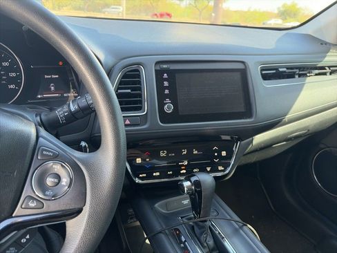 Used 2022 Honda HR-V EX image 7